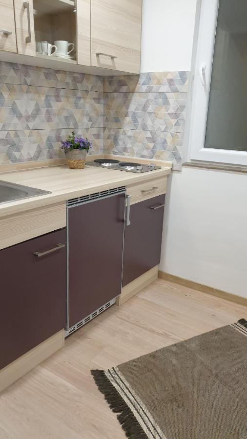 Apartmani Dea ヤドラニヴォ エクステリア 写真