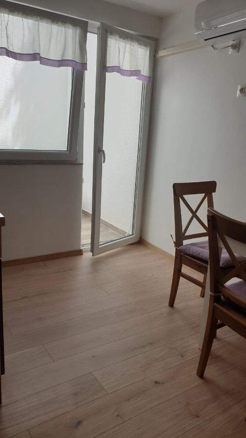 Apartmani Dea ヤドラニヴォ エクステリア 写真