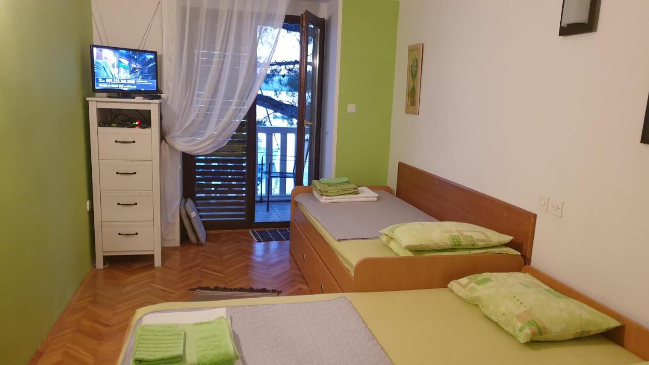 Apartmani Dea ヤドラニヴォ エクステリア 写真