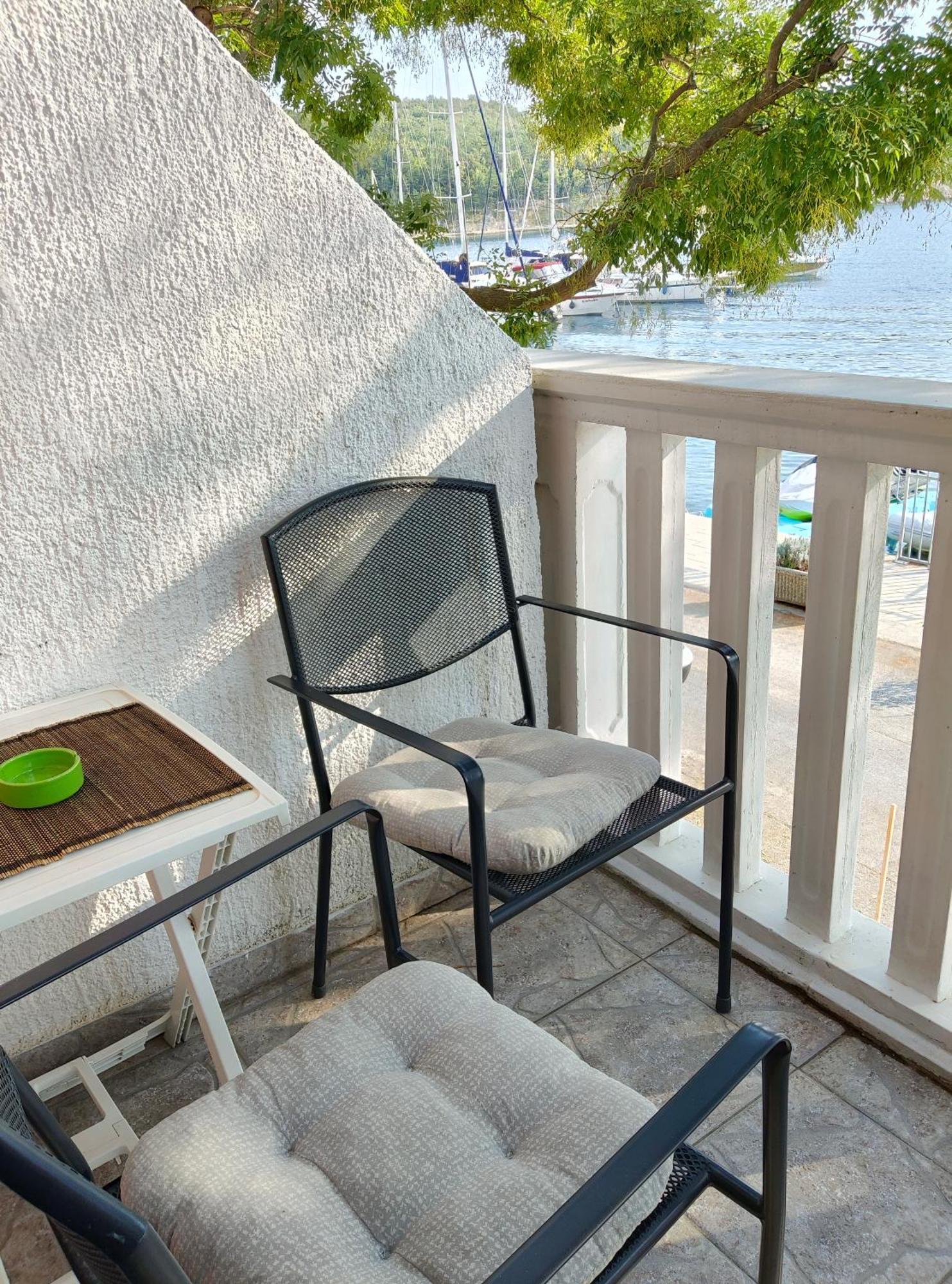 Apartmani Dea ヤドラニヴォ エクステリア 写真